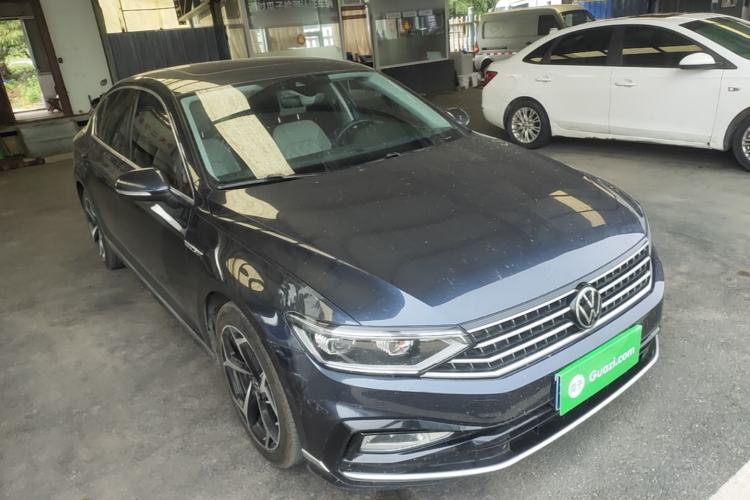 Used Volkswagen Magotan 2023 2 Million Units Commemorative Edition 330TSI DSG Luxury Version Exterior 1
