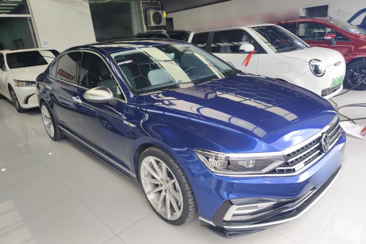 Used Volkswagen Magotan 2023 2 Million Units Limited-Edition 380TSI DSG Flagship Version Exterior 2