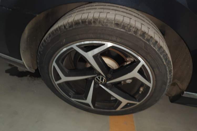 Used Volkswagen Magotan 2023 2 Million Units Commemorative Edition 330TSI DSG Luxury Version Exterior 5