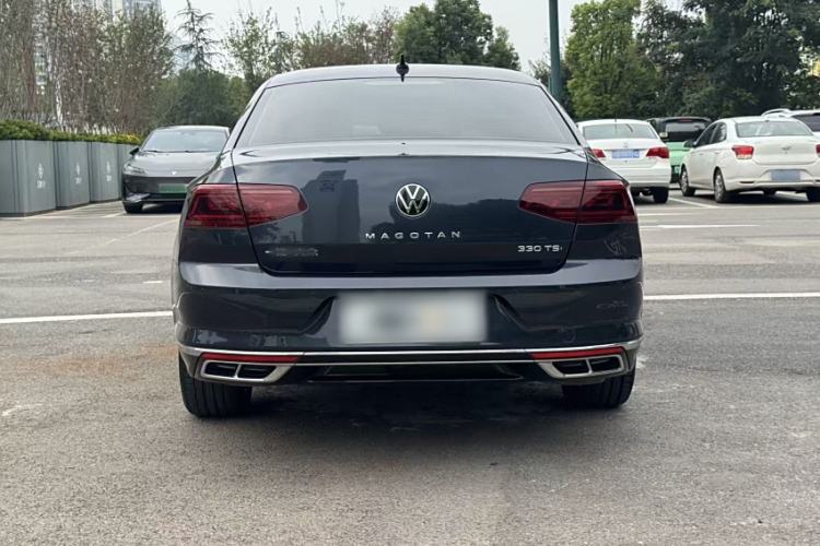 Used Volkswagen Magotan 2023 2 Million Units Limited Edition 330TSI DSG Leading Version Exterior 5