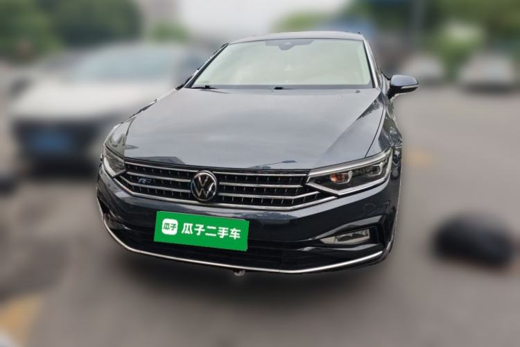 Used Volkswagen Magotan 2023 2 Million Units Commemorative Edition 330TSI DSG Luxury Version Front