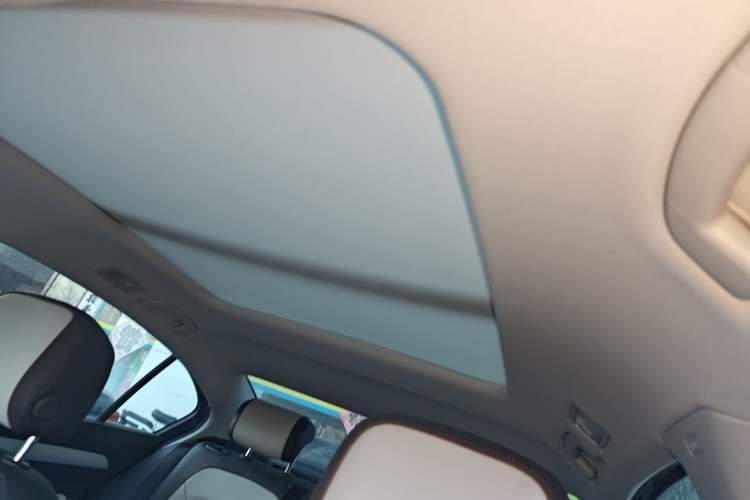 Used Volkswagen Magotan 2023 2 Million Units Commemorative Edition 330TSI DSG Luxury Version Headliner