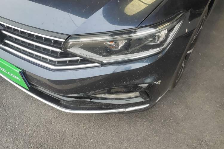 Used Volkswagen Magotan 2023 2 Million Units Commemorative Edition 330TSI DSG Luxury Version Left Front Headlight