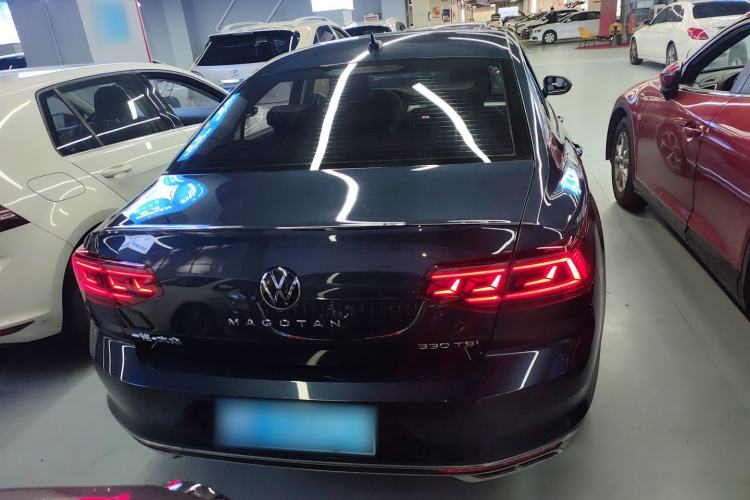 Used Volkswagen Magotan 2023 2 Million Units Commemorative Edition 330TSI DSG Luxury Version Rear