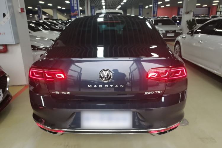 Used Volkswagen Magotan 2023 2 Million Units Commemorative Edition 330TSI DSG Luxury Version Rear