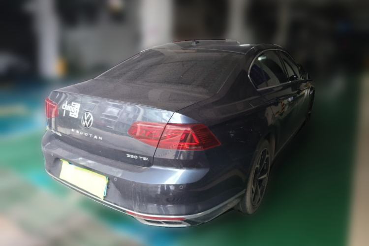 Used Volkswagen Magotan 2023 2 Million Units Commemorative Edition 330TSI DSG Luxury Version Rear Right 45 Deg