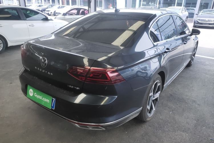 Used Volkswagen Magotan 2023 2 Million Units Commemorative Edition 330TSI DSG Luxury Version Rear Right 45 Deg