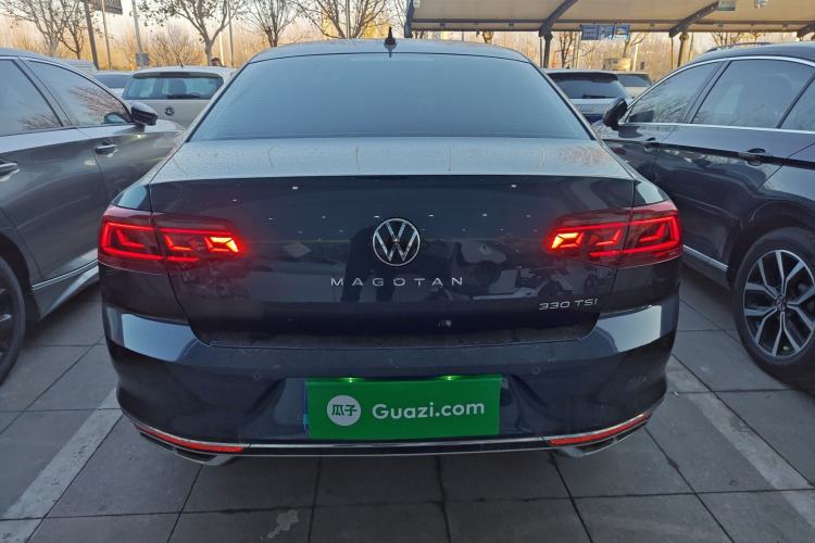 Used Volkswagen Magotan 2023 2 Million Units Commemorative Edition 330TSI DSG Luxury Version Rear