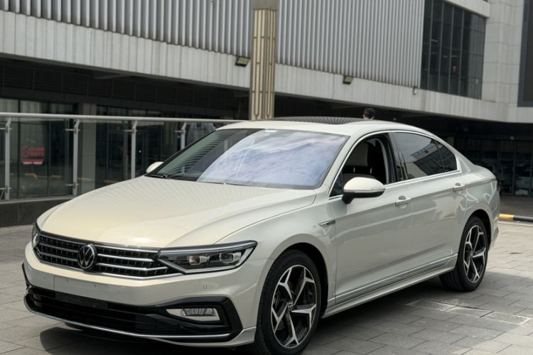 Used Volkswagen Magotan 2023 2 Million Units Commemorative Edition 330TSI DSG Luxury Version Exterior 6