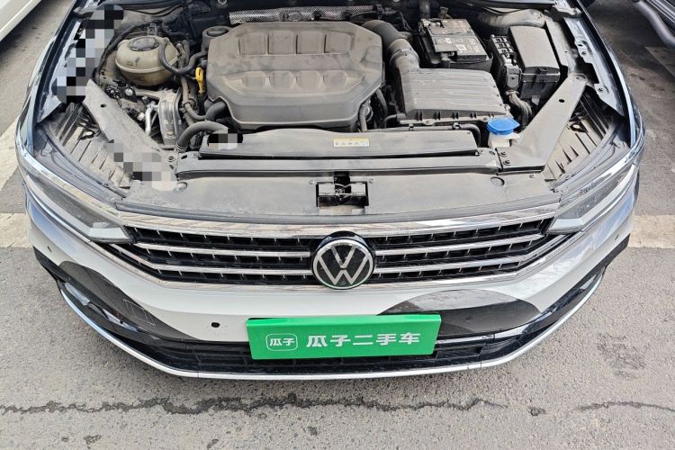 Used Volkswagen Magotan 2023 2 Million Units Limited-Edition 380TSI DSG Flagship Version Engine Bay