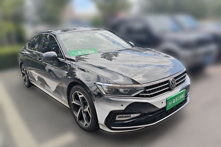 Used Volkswagen Magotan 2023 2 Million Units Limited-Edition 380TSI DSG Flagship Version Front Right 45 Deg