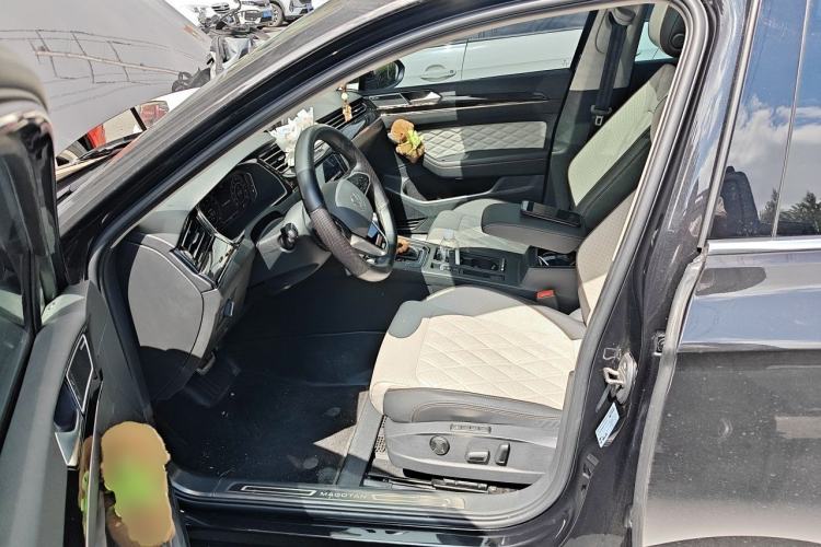 Used Volkswagen Magotan 2023 2 Million Units Limited-Edition 380TSI DSG Flagship Version Left Front Seat