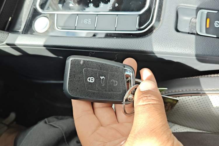 Used Volkswagen Magotan 2023 2 Million Units Limited-Edition 380TSI DSG Flagship Version Vehicle Key