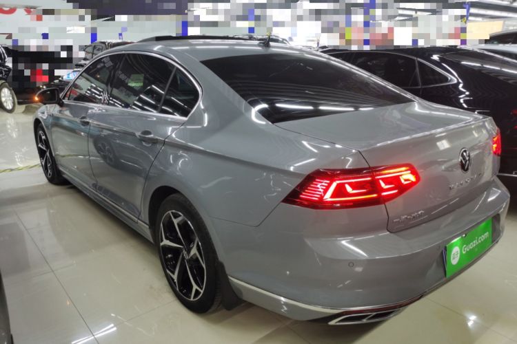 Used Volkswagen Magotan 2023 2 Million Units Commemorative Edition 330TSI DSG Luxury Version Exterior 3