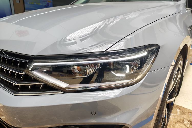 Used Volkswagen Magotan 2023 2 Million Units Commemorative Edition 330TSI DSG Luxury Version Exterior 5