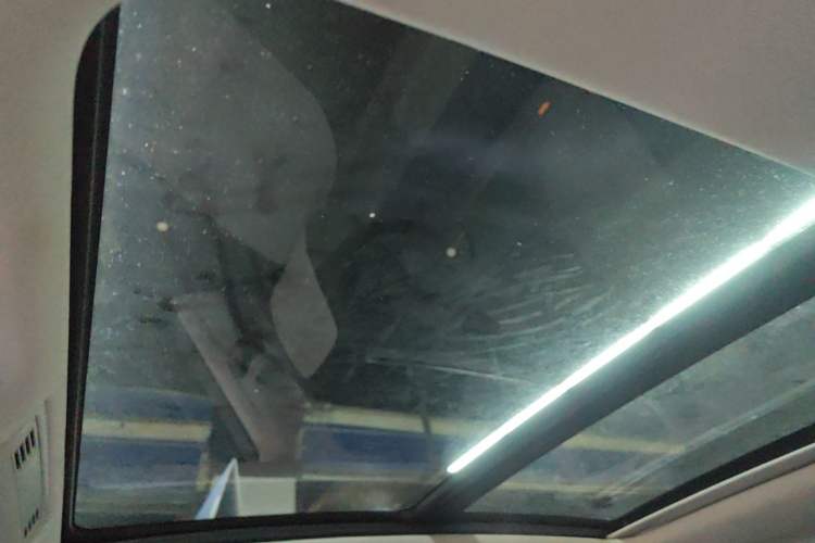 Used Volkswagen Magotan 2023 2 Million Units Commemorative Edition 330TSI DSG Luxury Version Headliner