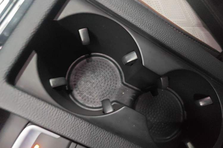 Used Volkswagen Magotan 2023 2 Million Units Commemorative Edition 330TSI DSG Luxury Version Interior 1