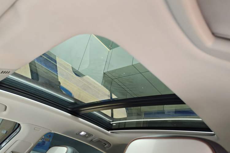 Used Volkswagen Magotan 2023 2 Million Units Commemorative Edition 330TSI DSG Luxury Version Interior 13