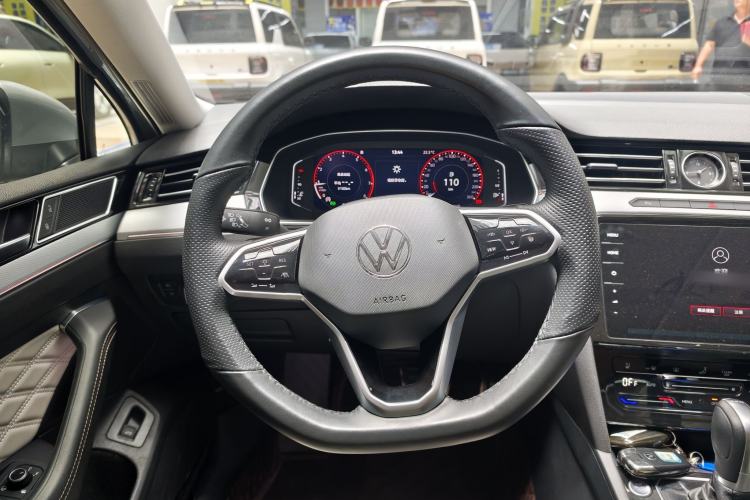 Used Volkswagen Magotan 2023 2 Million Units Commemorative Edition 330TSI DSG Luxury Version Interior 2