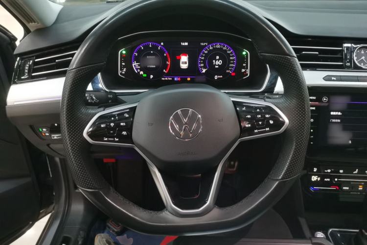 Used Volkswagen Magotan 2023 2 Million Units Commemorative Edition 330TSI DSG Luxury Version Steering Wheel