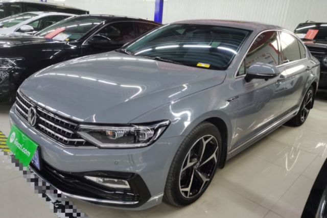 Ojetý Volkswagen Magotan 2023 2 Million Units Commemorative Edition 330TSI DSG Luxury Version
