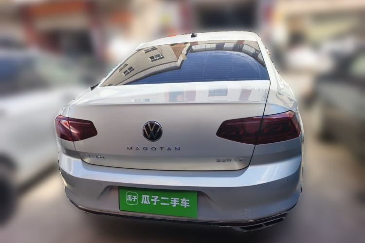 Used Volkswagen Magotan 2023 2 Million Units Commemorative Edition 330TSI DSG Luxury Version Rear