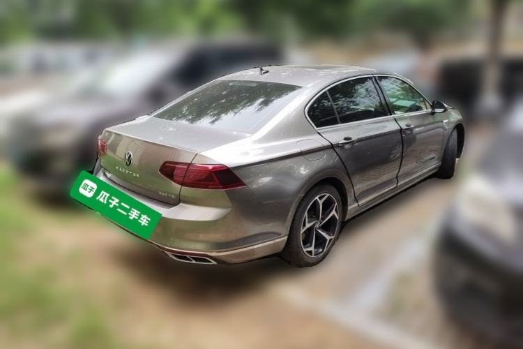 Used Volkswagen Magotan 2023 2 Million Units Commemorative Edition 330TSI DSG Luxury Version Rear Right 45 Deg