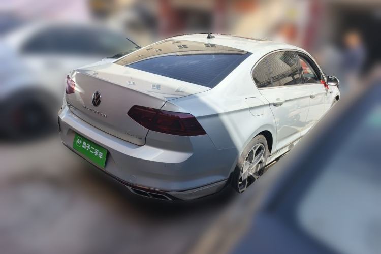 Used Volkswagen Magotan 2023 2 Million Units Commemorative Edition 330TSI DSG Luxury Version Rear Right 45 Deg