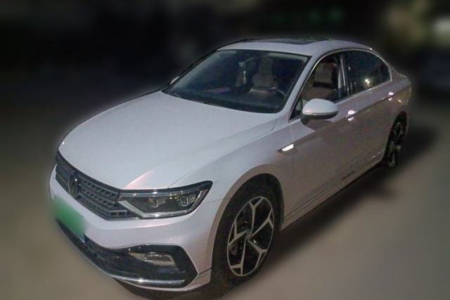 Ojetý Volkswagen Magotan 2023 2 Million Units Commemorative Edition 330TSI DSG Luxury Version