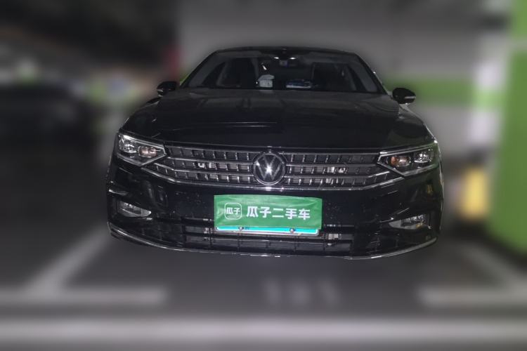 Used Volkswagen Magotan 2023 2 Million Units Commemorative Edition 330TSI DSG Luxury Version Front