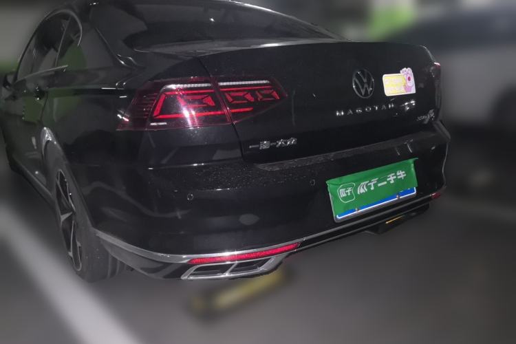 Used Volkswagen Magotan 2023 2 Million Units Commemorative Edition 330TSI DSG Luxury Version Rear Left 45 Deg