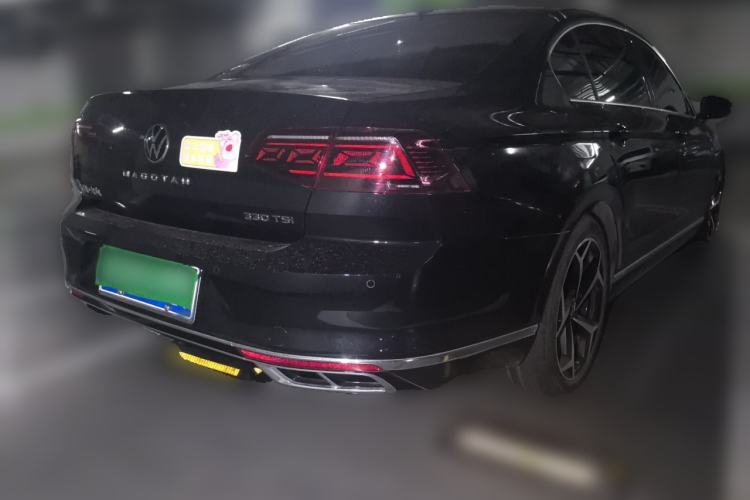Used Volkswagen Magotan 2023 2 Million Units Commemorative Edition 330TSI DSG Luxury Version Rear Right 45 Deg