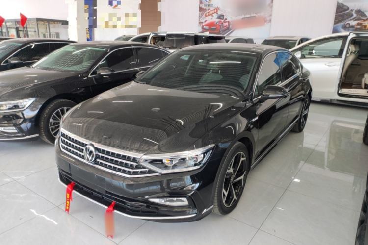 Used Volkswagen Magotan 2024 2 Million Units Zhongxiang Version 330TSI DSG Luxury Edition Guazi used car, China used car export, Used car for sale, Used  cars, Cheapest cars for sale