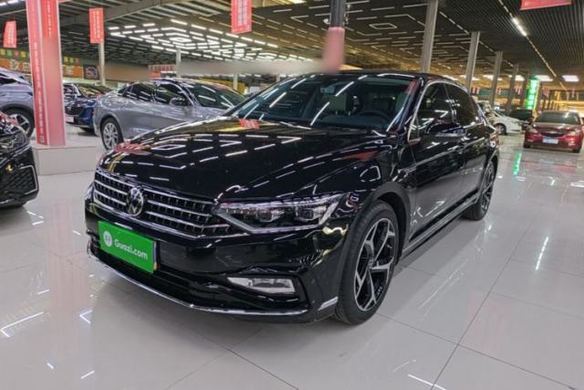 Used Volkswagen Magotan 2024 2 Million Units Zhongxiang Version 330TSI DSG Luxury Edition