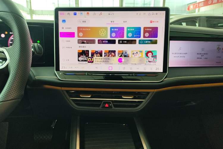 Used Volkswagen Magotan 2024 380TSI DSG Prestige Edition DaMai Package Audio And AC Panel
