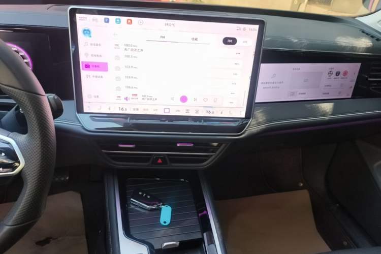 Used Volkswagen Magotan 2024 380TSI DSG Prestige Edition DaMai Package Audio And AC Panel