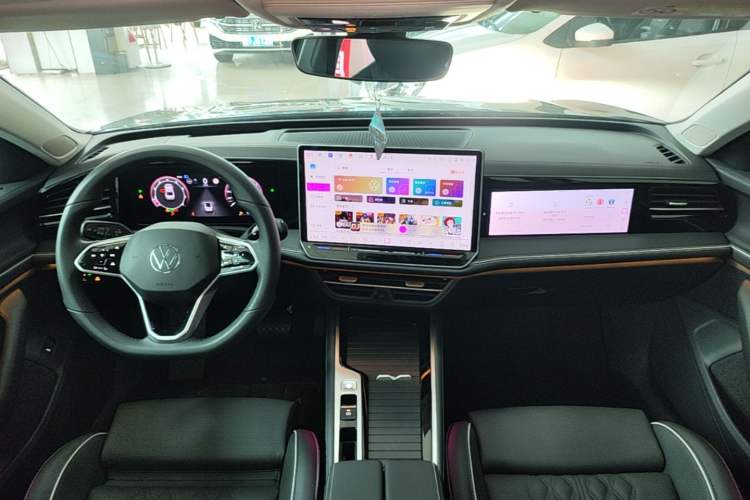 Used Volkswagen Magotan 2024 380TSI DSG Prestige Edition DaMai Package Center Console