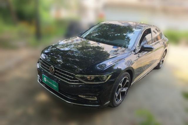 Used Volkswagen Magotan 2024 2 Million Units Zhongxiang Version 330TSI DSG Luxury Edition