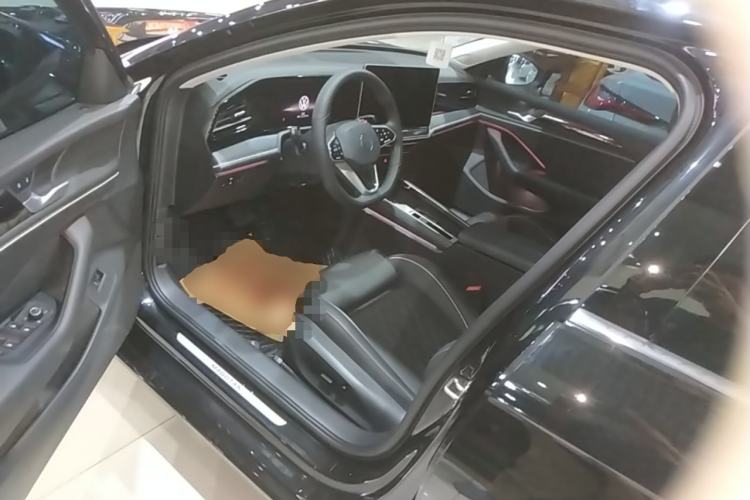 Used Volkswagen Magotan 2024 380TSI DSG Prestige Edition DaMai Package Driver Seat