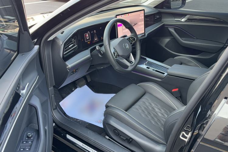 Used Volkswagen Magotan 2024 380TSI DSG Prestige Edition DaMai Package Driver Seat
