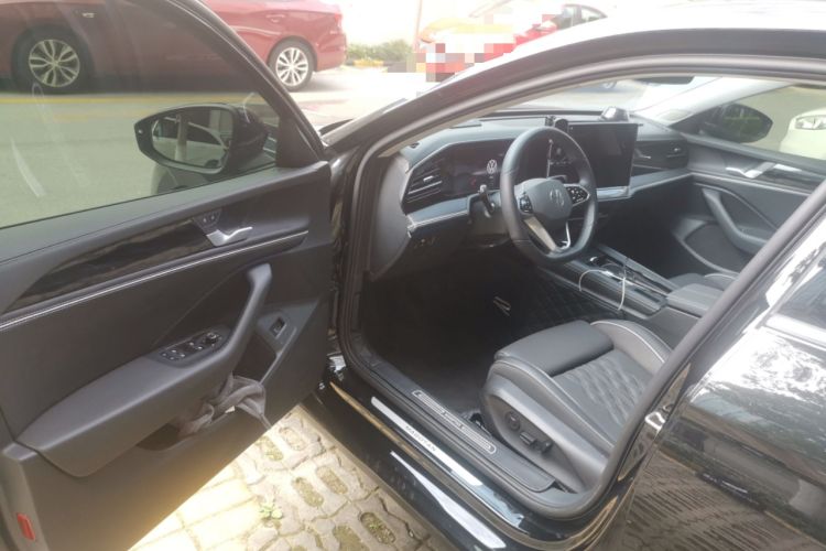 Used Volkswagen Magotan 2024 380TSI DSG Prestige Edition DaMai Package Driver Seat