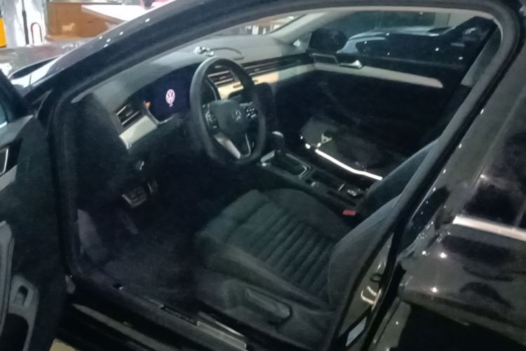 Used Volkswagen Magotan 2024 2 Million Units of Zhongxiang Version 280TSI DSG Comfort Edition Driver Seat
