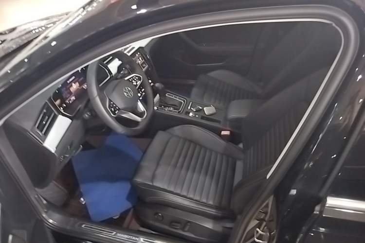 Used Volkswagen Magotan 2024 2 Million Units of Zhongxiang Version 280TSI DSG Comfort Edition Driver Seat