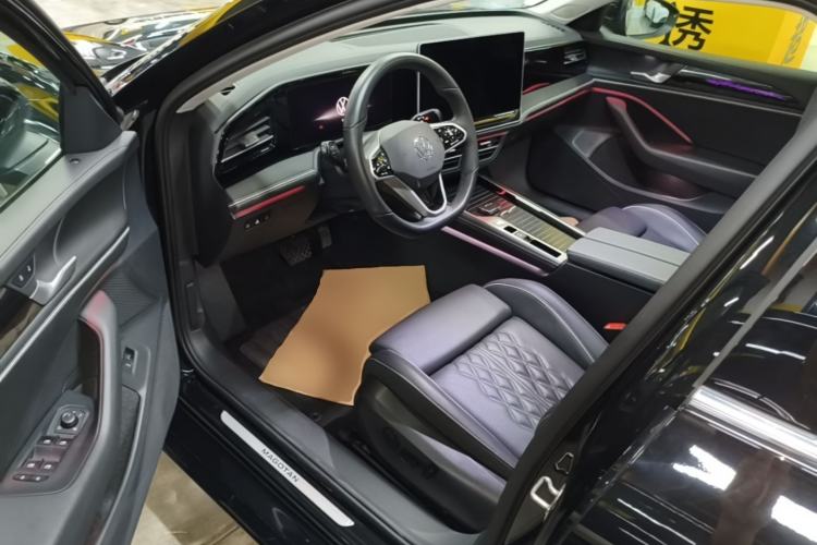 Used Volkswagen Magotan 2024 380TSI DSG Prestige Edition DaMai Package Driver Seat