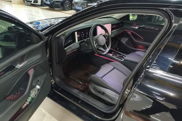 Used Volkswagen Magotan 2024 380TSI DSG Prestige Edition Driver Seat