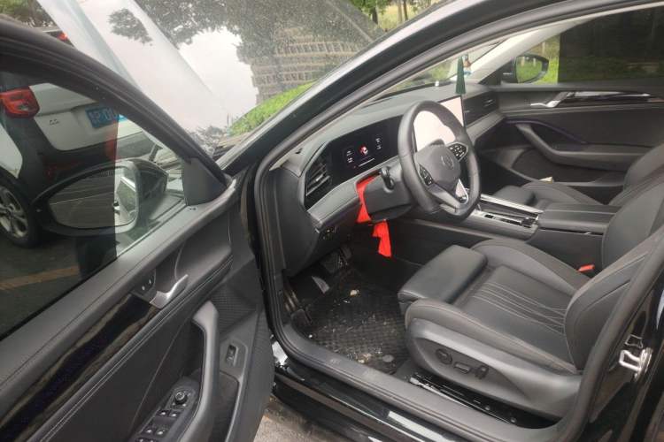 Used Volkswagen Magotan 2024 380TSI DSG Prestige Edition Driver Seat