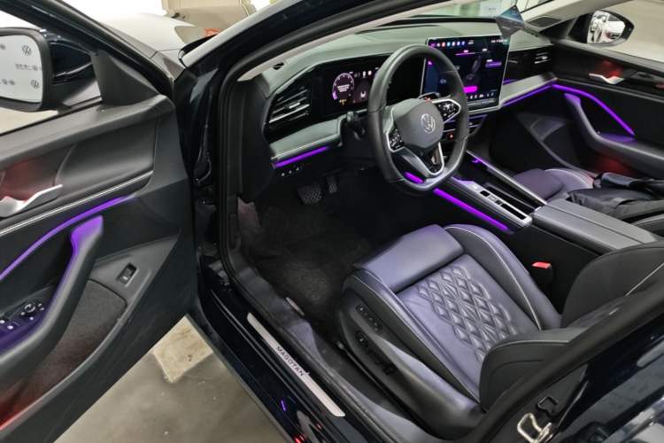 Used Volkswagen Magotan 2024 380TSI DSG Ultimate Edition Driver Seat