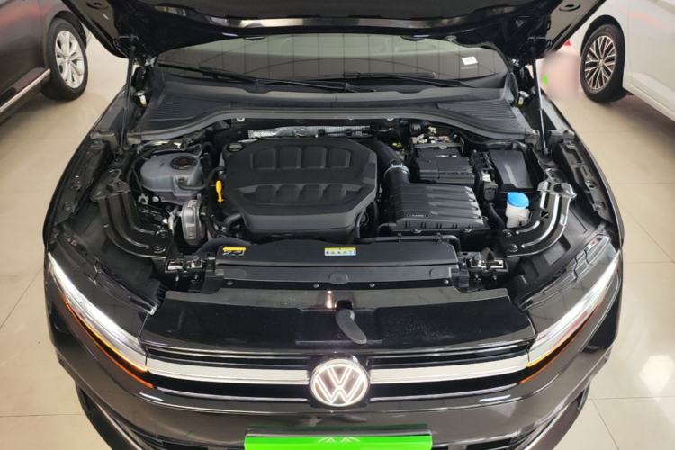 Used Volkswagen Magotan 2024 380TSI DSG Prestige Edition DaMai Package Engine Bay