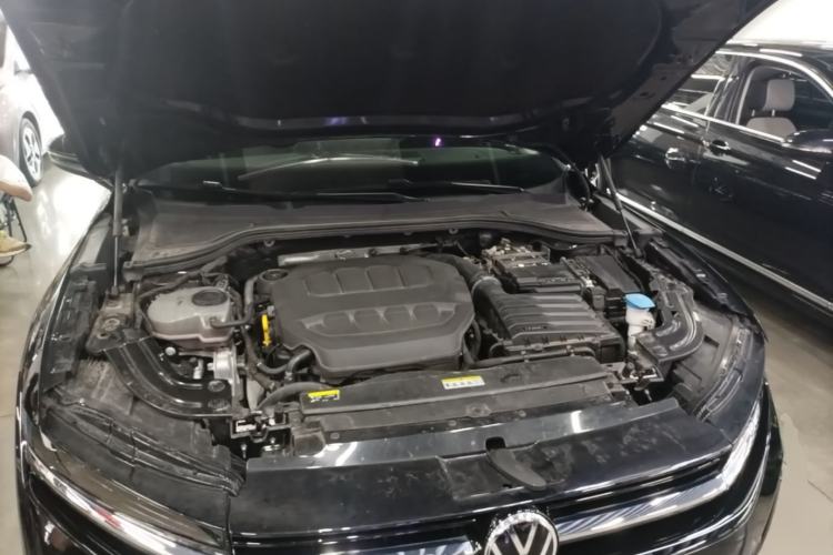 Used Volkswagen Magotan 2024 380TSI DSG Ultimate Edition Engine Bay