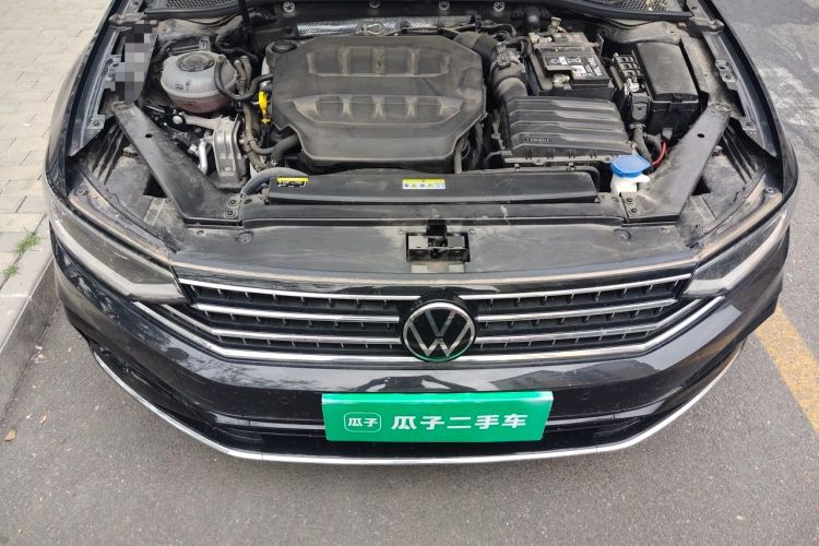 Used Volkswagen Magotan 2024 2 Million Units Zhongxiang Version 330TSI DSG Luxury Edition Engine Bay